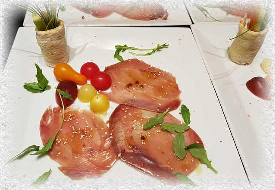 carpaccio de thon fumé au miel