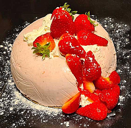 gâteau au yaourt avec des fraises