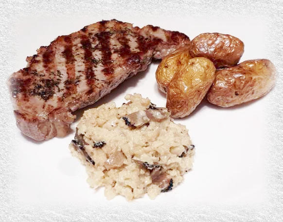 Rib-eye steak, chou-fleur et crème de truffe