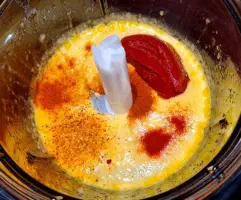 Alle ingrediënten in de blender