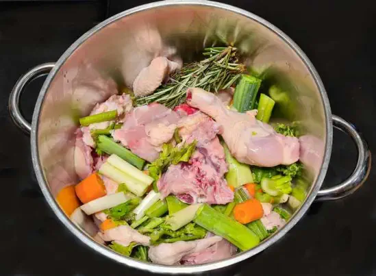 kippenbouillon maken
