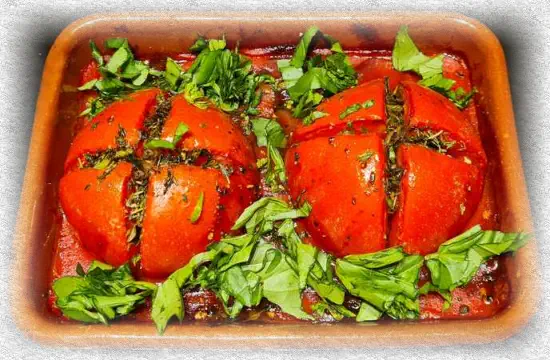 tomaten met kruidenvulling in de oven