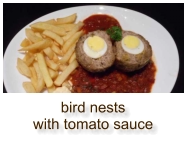 bird nests with tomato sauce