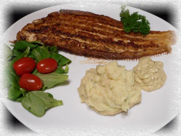 fried sole with tartar sauce