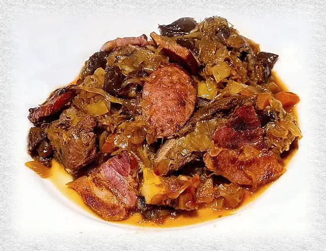 bigos with wild boar and deer