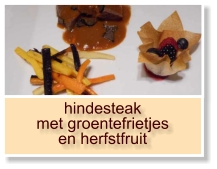hindesteak met groentefrietjes en herfstfruit