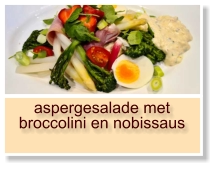 aspergesalade met broccolini en nobissaus