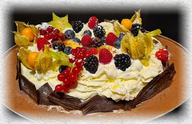 ice cream cake with forest fruits