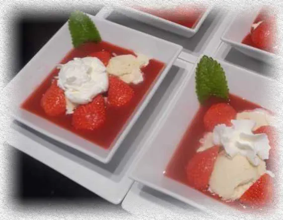 ricotta mousse, strawberries and raspberry coulis