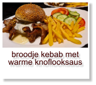 broodje kebab met warme knoflooksaus