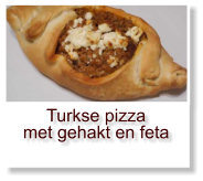Turkse pizza met gehakt en feta