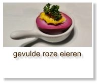 gevulde roze eieren